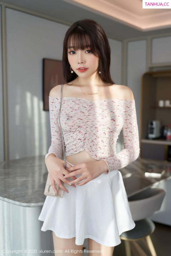 陈芝 芝芝Booty [XiuRen]高清写真图 2020.12.28 No.2949 芝芝Booty第8张图片